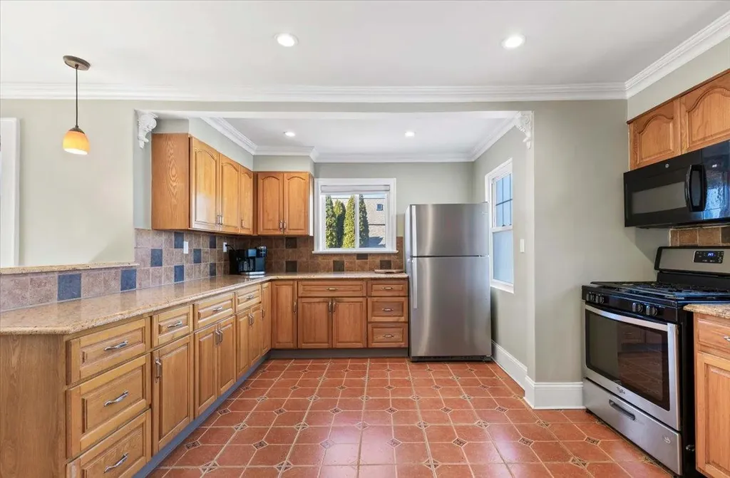 36 Mcbride Avenue White Plains NY 10603