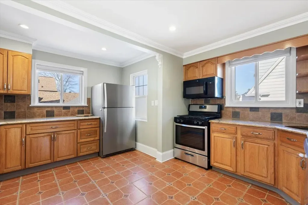 36 Mcbride Avenue White Plains NY 10603