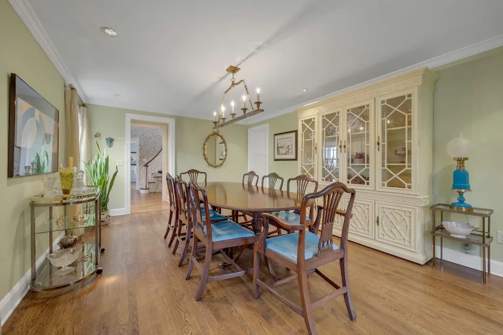 280 Beverly Road Scarsdale NY 10583