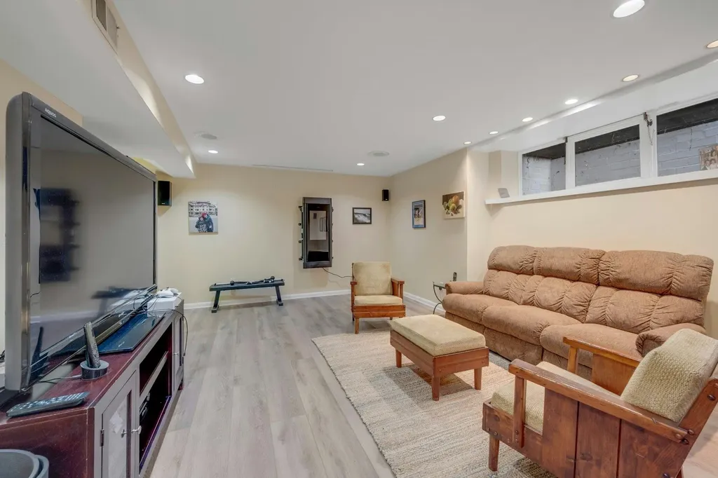280 Beverly Road Scarsdale NY 10583