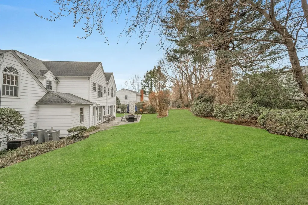 280 Beverly Road Scarsdale NY 10583