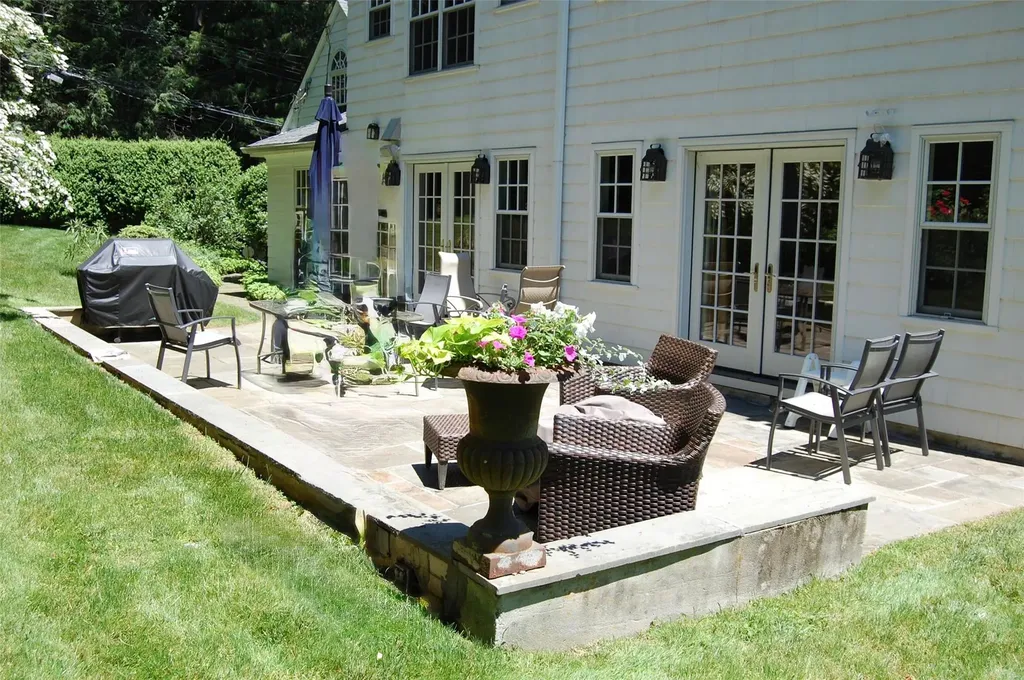 280 Beverly Road Scarsdale NY 10583