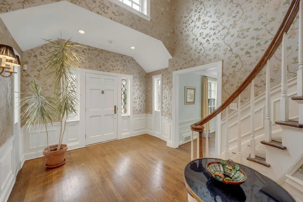 280 Beverly Road Scarsdale NY 10583