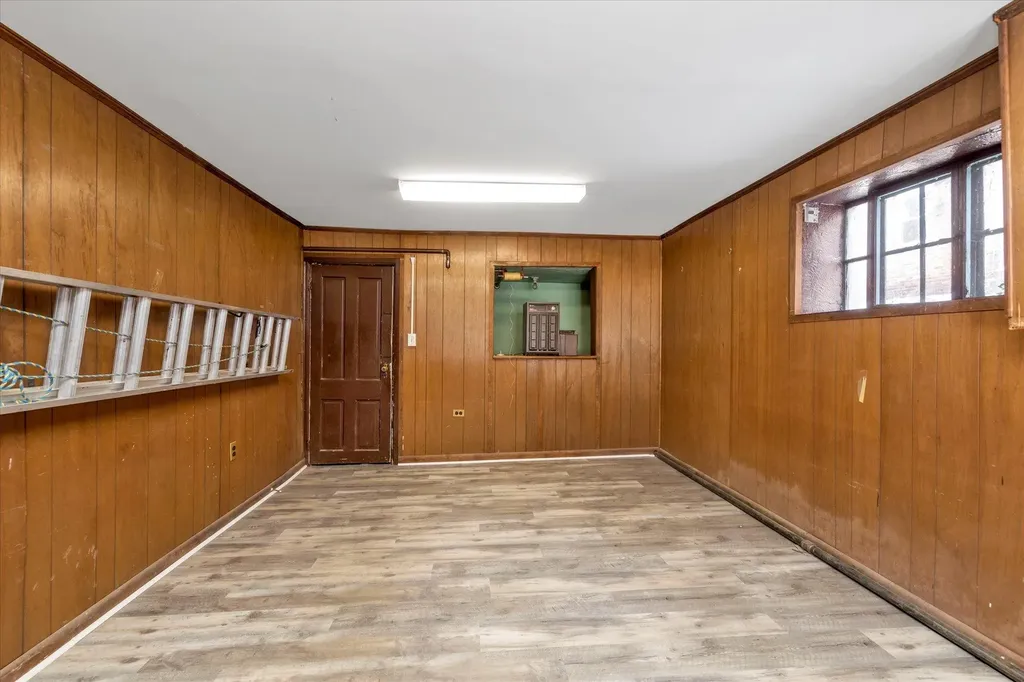 57 Somerset Drive S Great Neck NY 11020