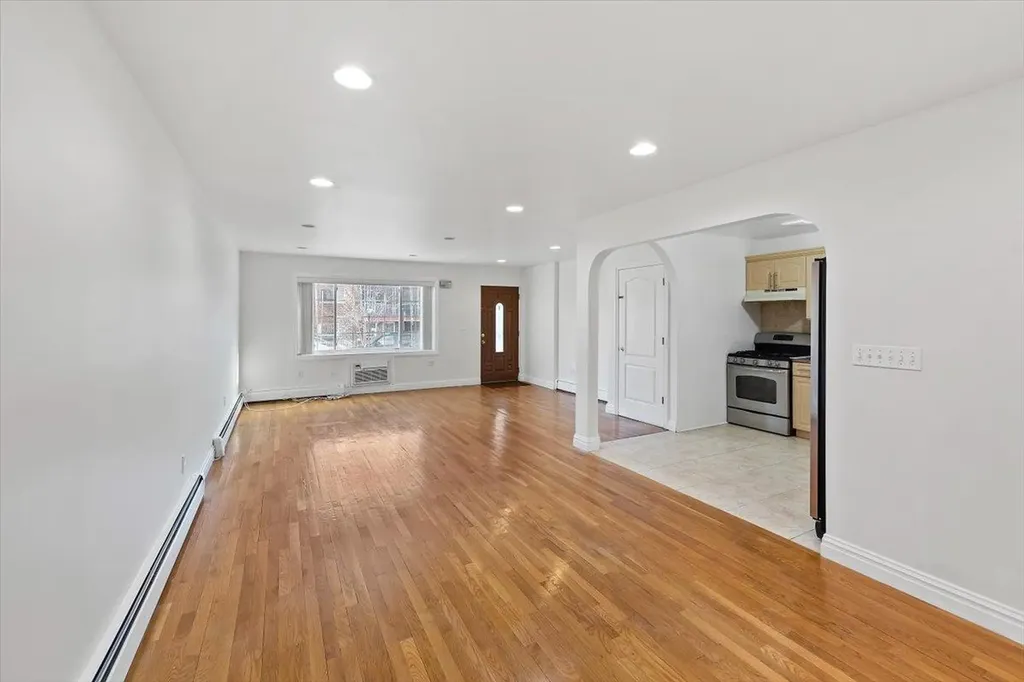 551 Logan Avenue Bronx NY 10465