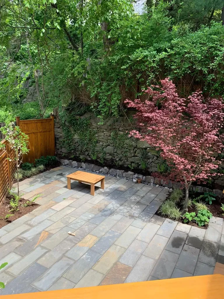 8 Merestone Terrace Bronxville NY 10708
