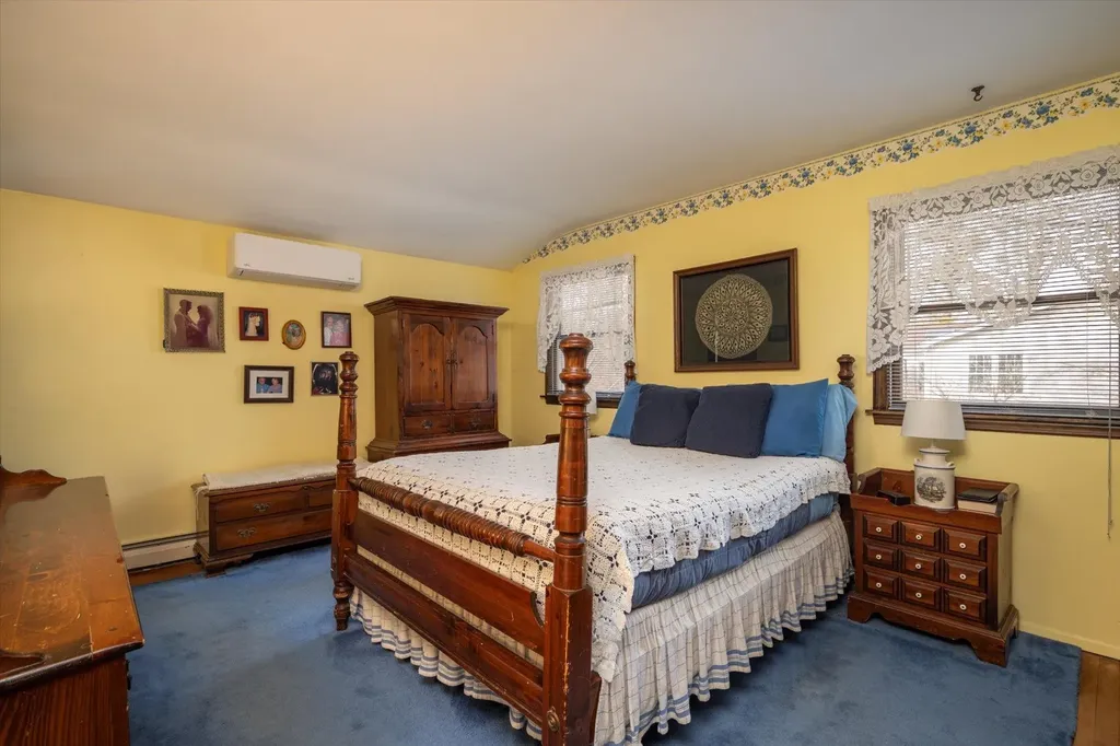 18 Howe Road Coram NY 11727