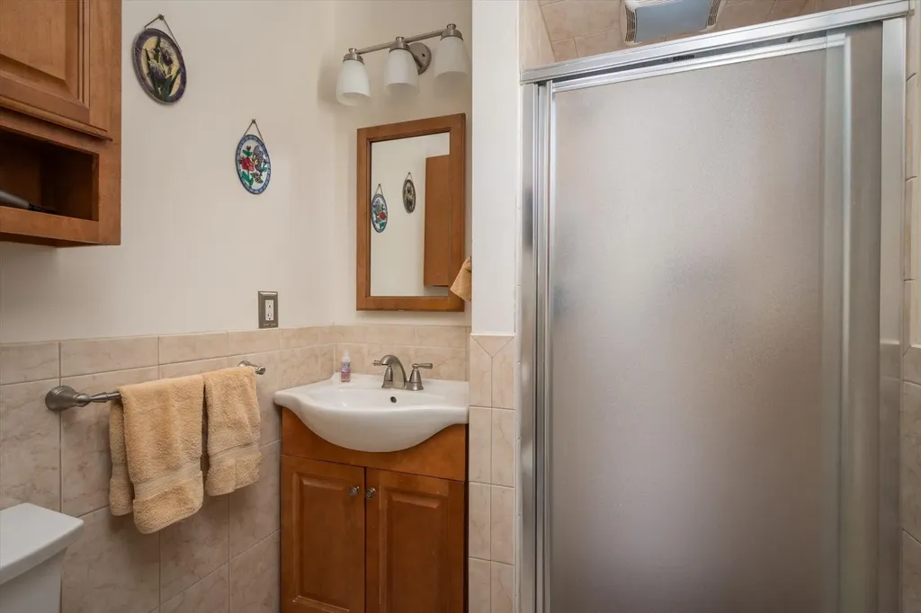 18 Howe Road Coram NY 11727