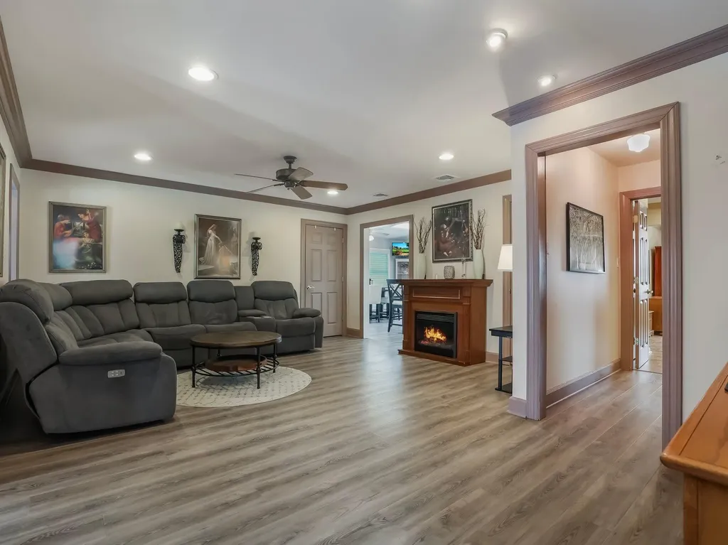33 Grandview Avenue Nanuet NY 10954