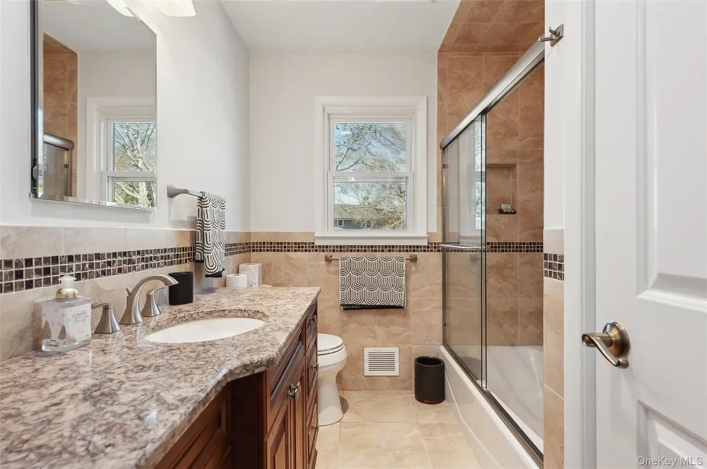 36 Nautilus Drive Hampton Bays NY 11946