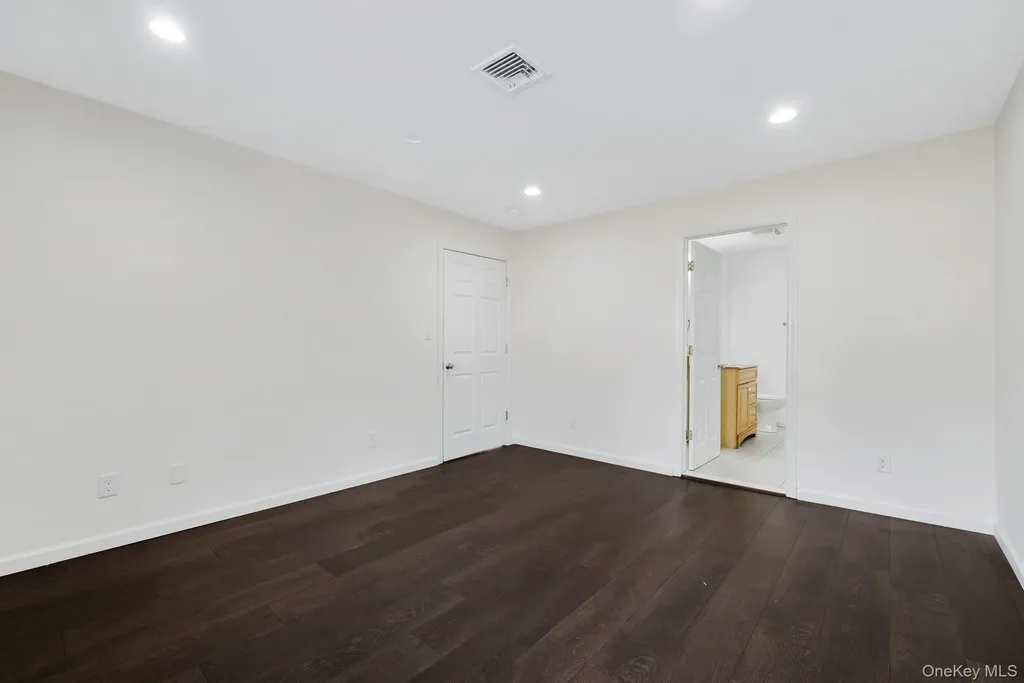 3 Charles Lane Pomona NY 10970