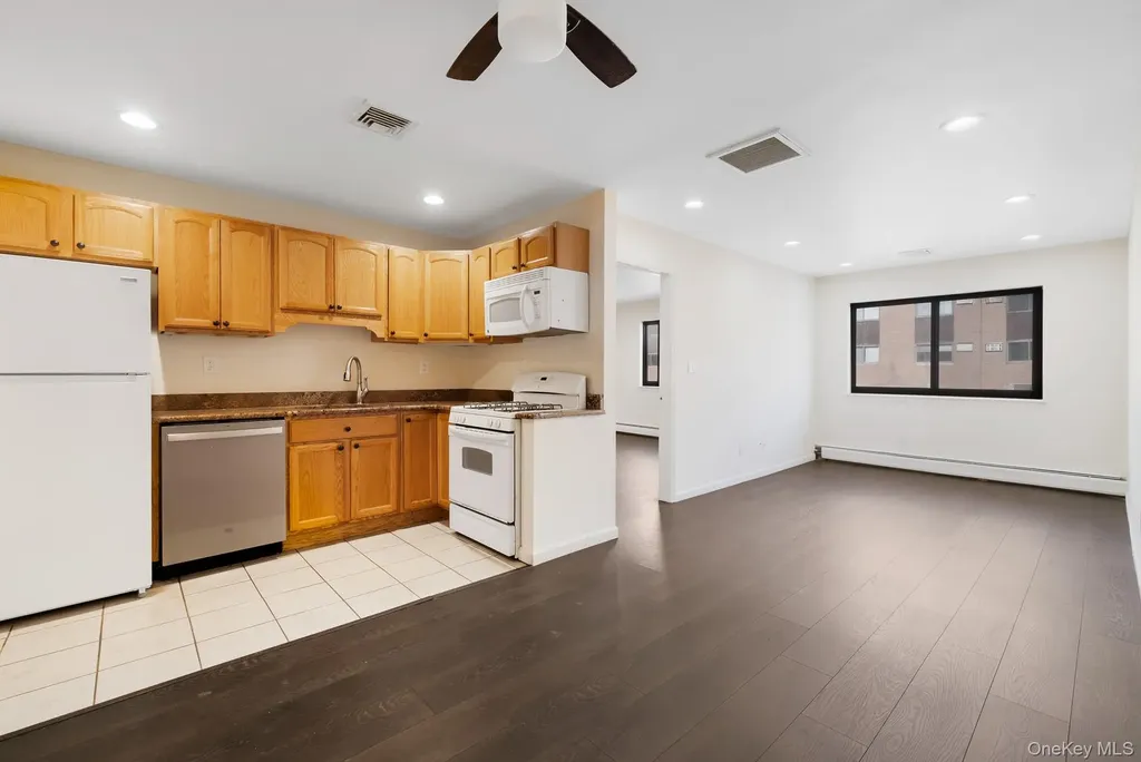 3 Charles Lane Pomona NY 10970