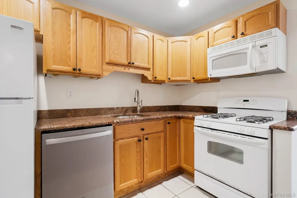3 Charles Lane Pomona NY 10970