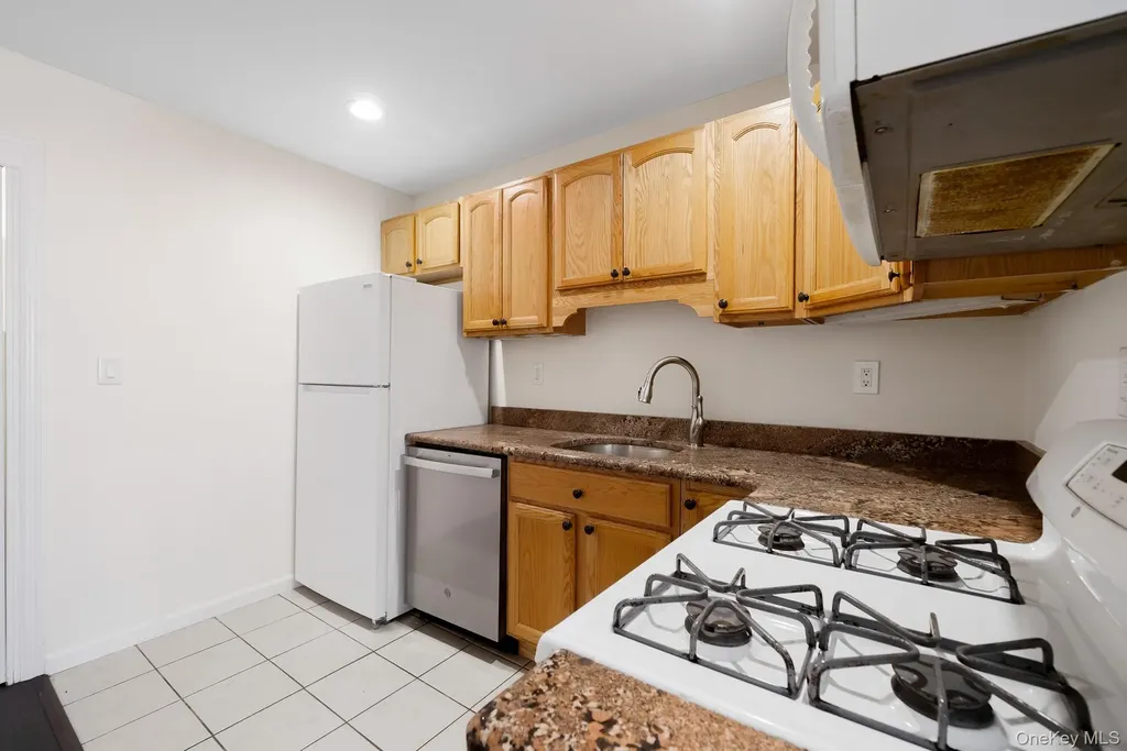 3 Charles Lane Pomona NY 10970