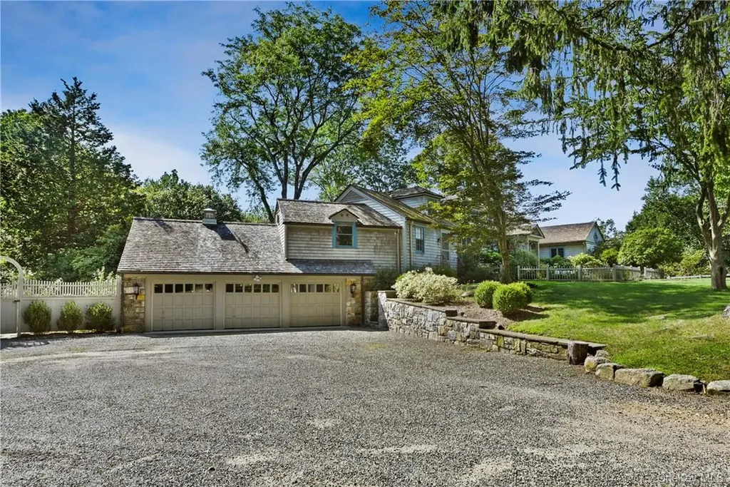 106 Old Stone Hill Road Pound Ridge NY 10576