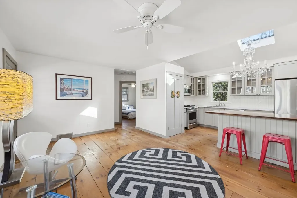 22 Pine Crest Lane Sag Harbor NY 11963
