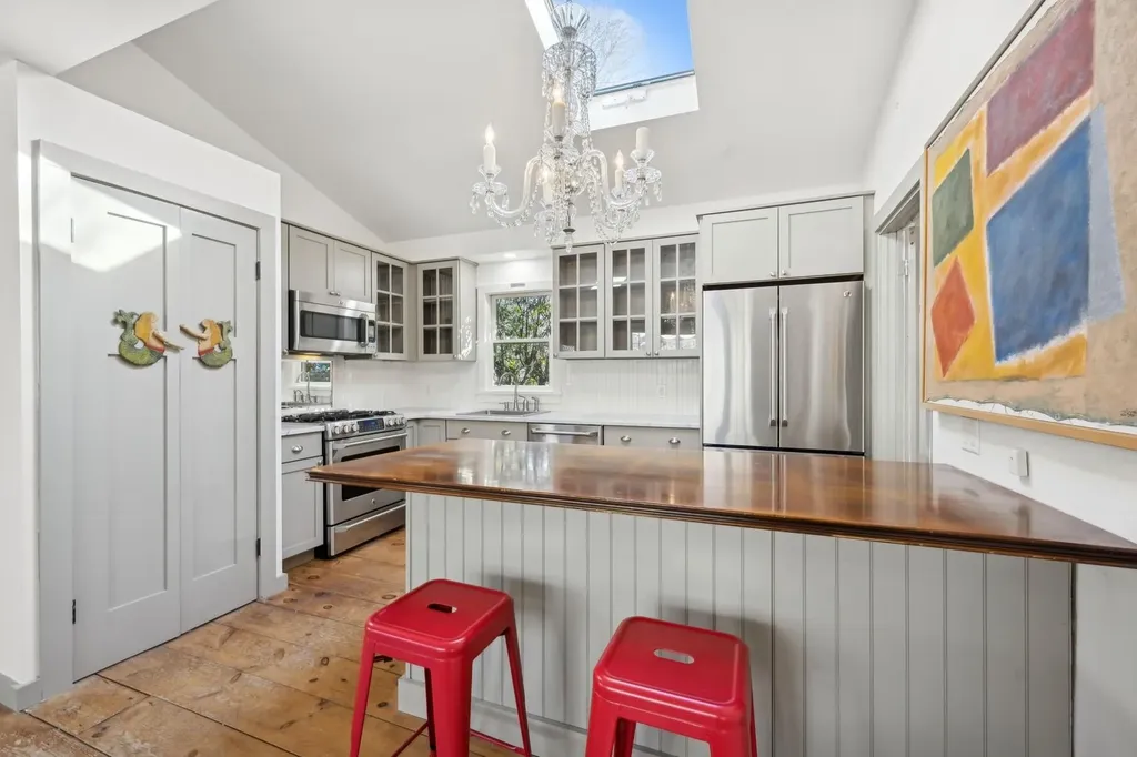 22 Pine Crest Lane Sag Harbor NY 11963