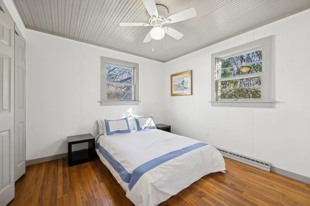22 Pine Crest Lane Sag Harbor NY 11963