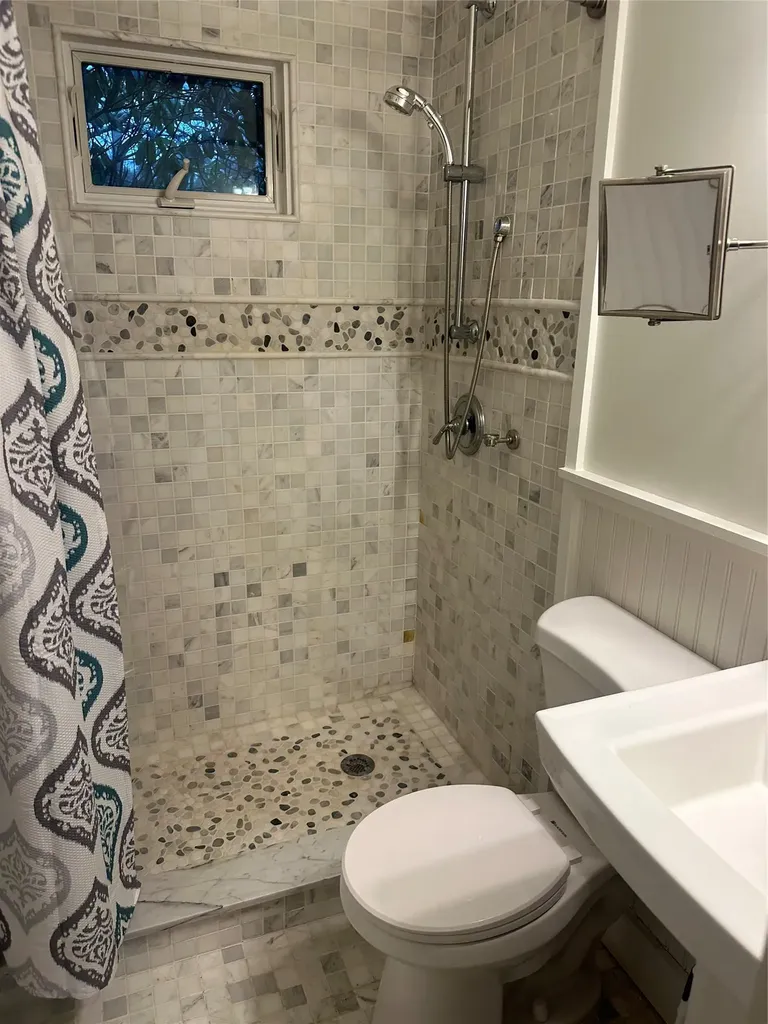 22 Pine Crest Lane Sag Harbor NY 11963
