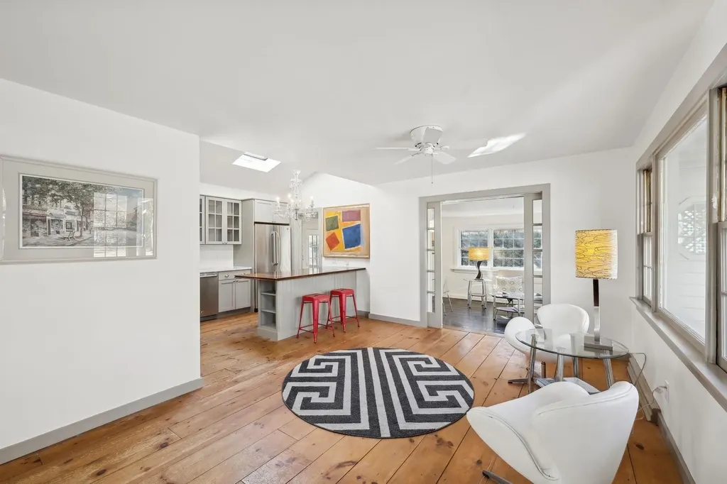 22 Pine Crest Lane Sag Harbor NY 11963