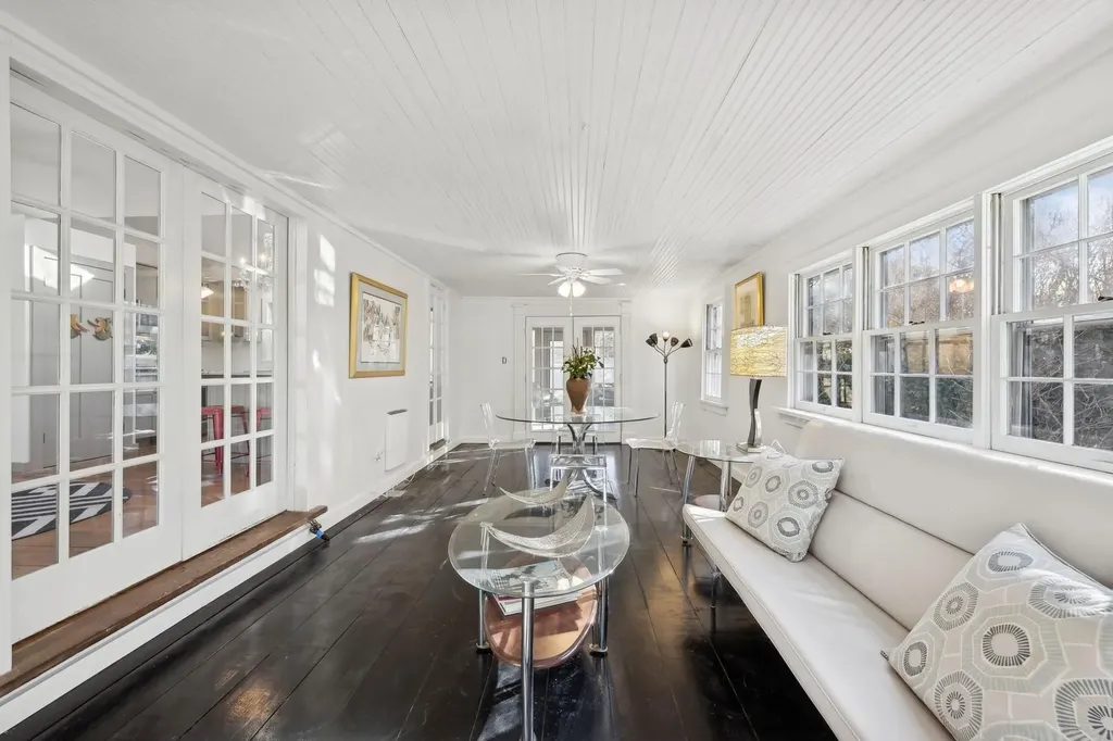 22 Pine Crest Lane Sag Harbor NY 11963