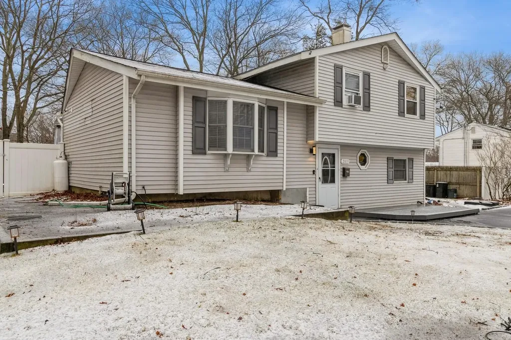 2813 John Roe Smith Avenue Brookhaven NY 11763