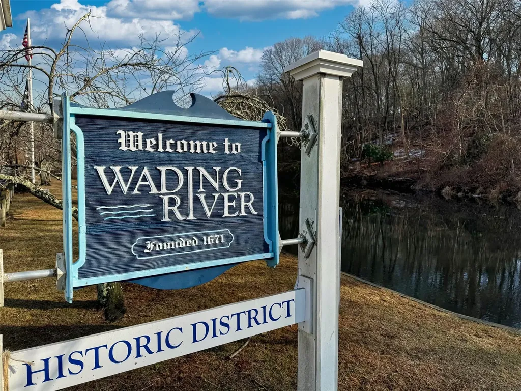 464 Remsen Road Wading River NY 11792