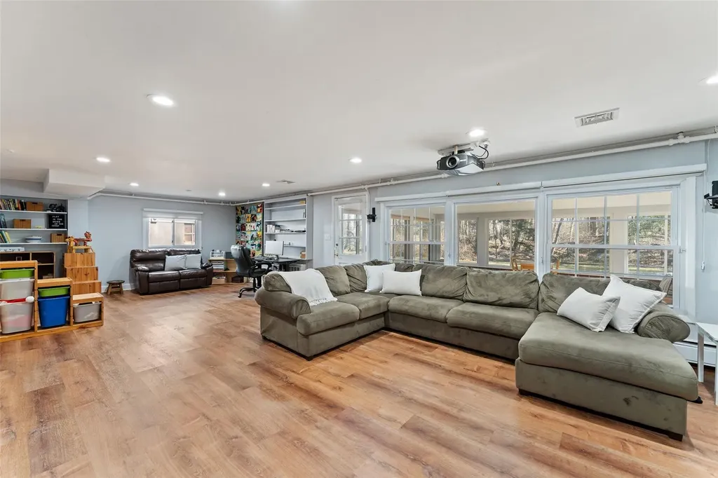 190 Beverly Road White Plains NY 10605