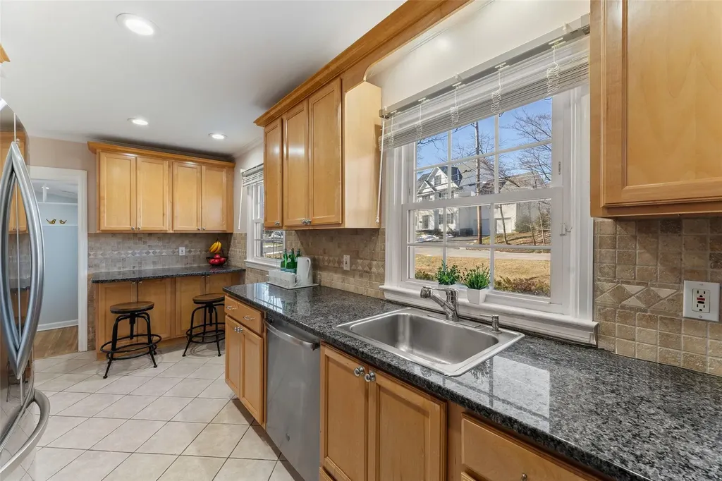 190 Beverly Road White Plains NY 10605