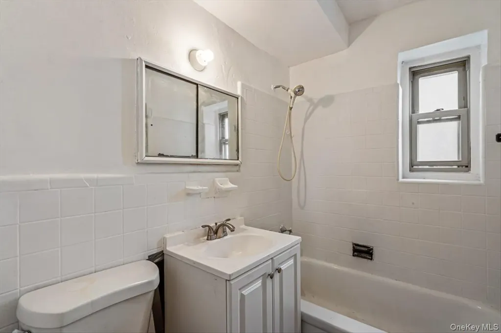144-55 Melbourne Avenue Flushing NY 11367