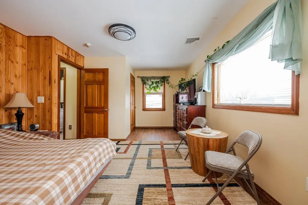 1742 Arms Avenue Merrick NY 11566