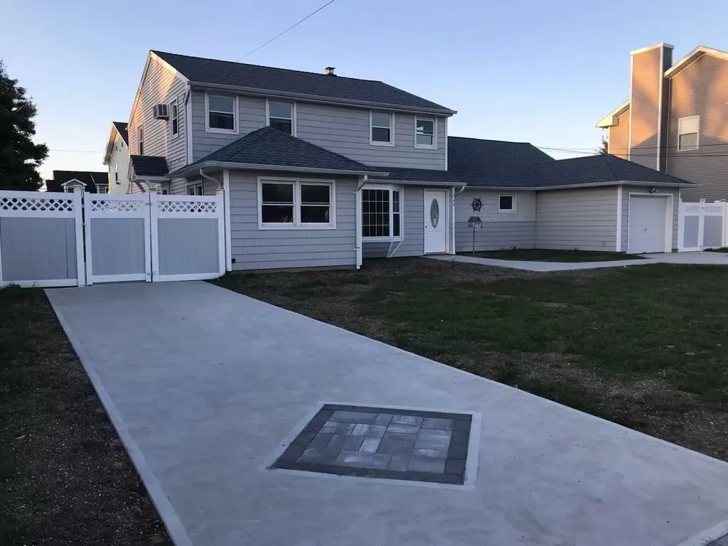 40 Relda Street Plainview NY 11803