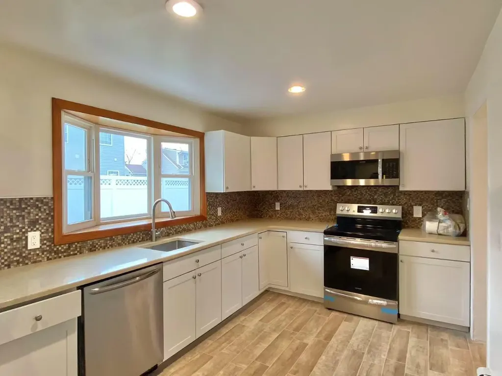 40 Relda Street Plainview NY 11803