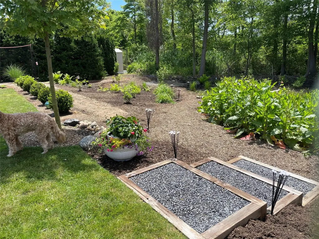 44 Edwards Lane East Blue Point NY 11715