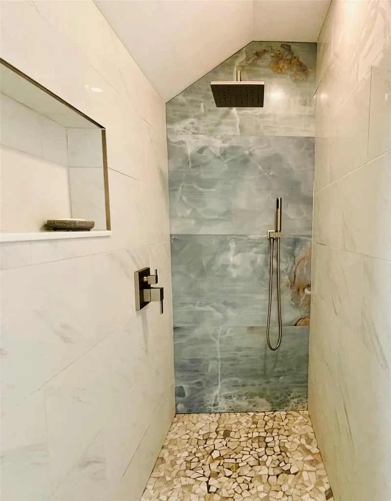 44 Edwards Lane East Blue Point NY 11715