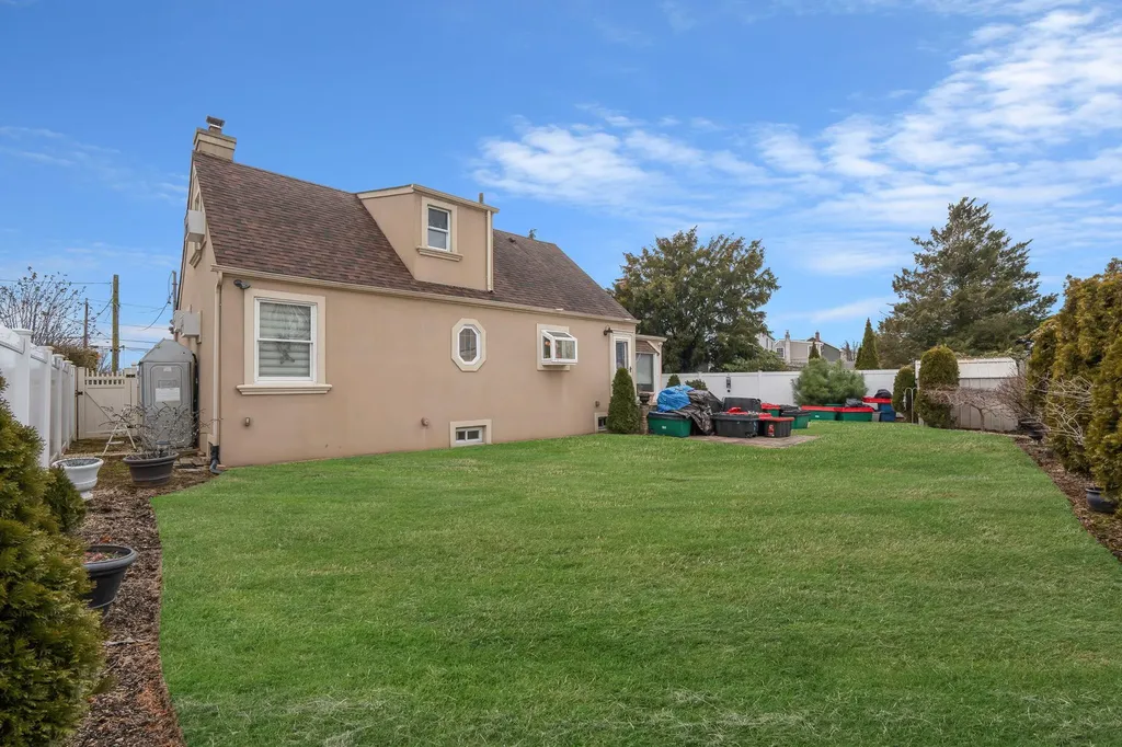 52 Lincoln Boulevard Bethpage NY 11714