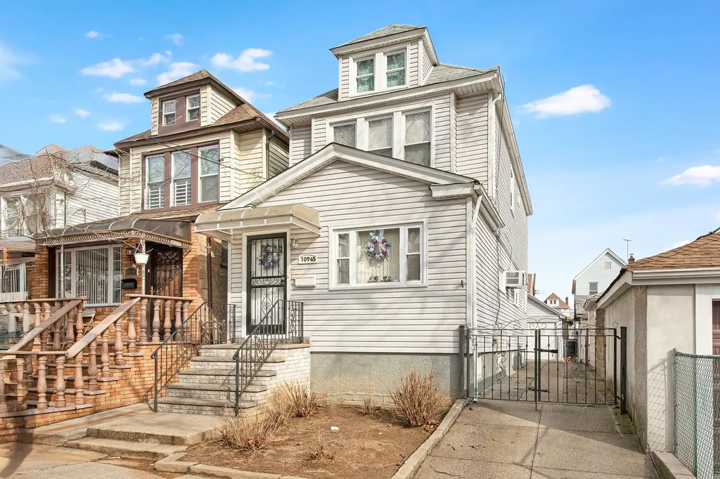 109-45 116th Street South Ozone Park NY 11420