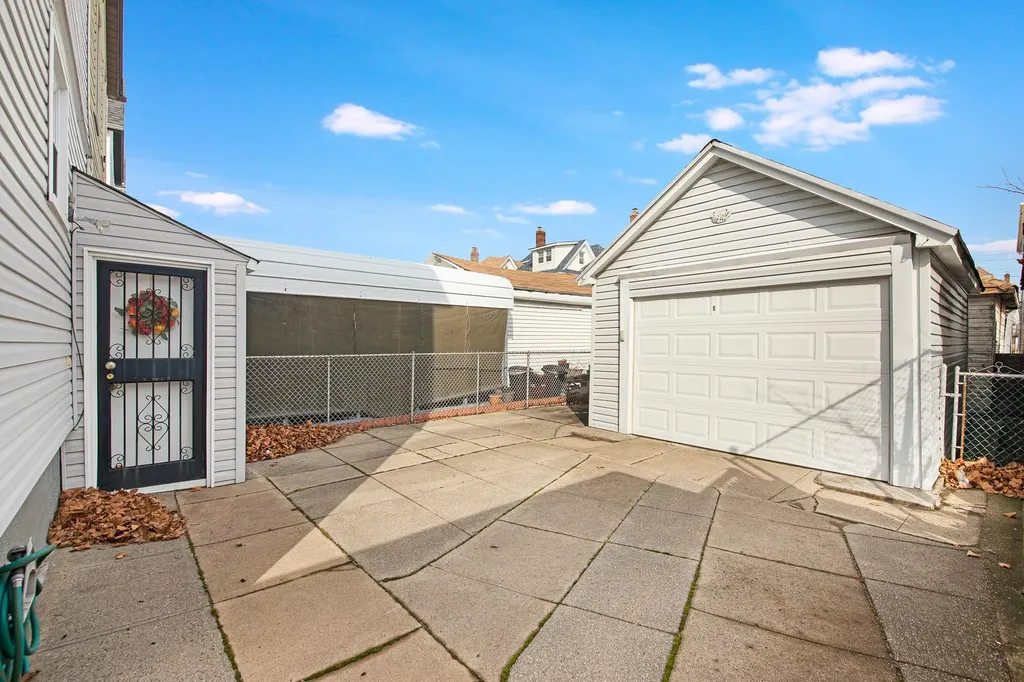109-45 116th Street South Ozone Park NY 11420