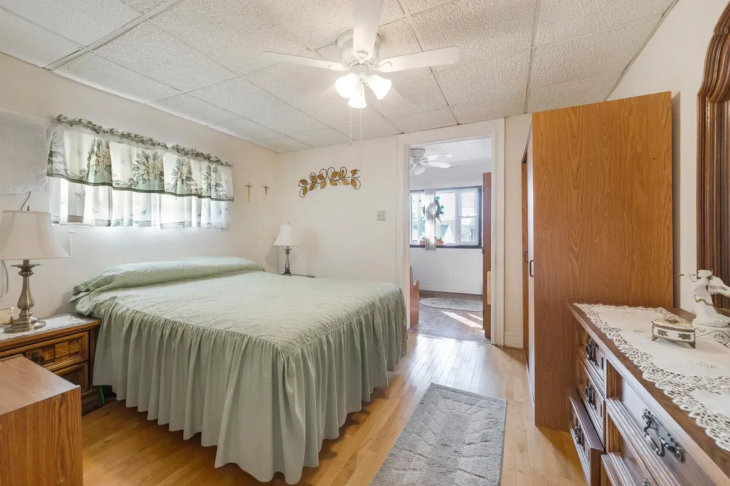 109-45 116th Street South Ozone Park NY 11420