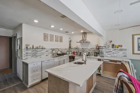 543 Dewitt Avenue North Babylon NY 11703