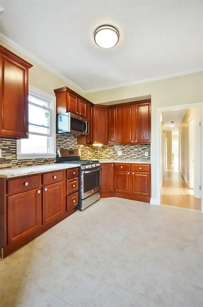 2849 Harrington Avenue Bronx NY 10461