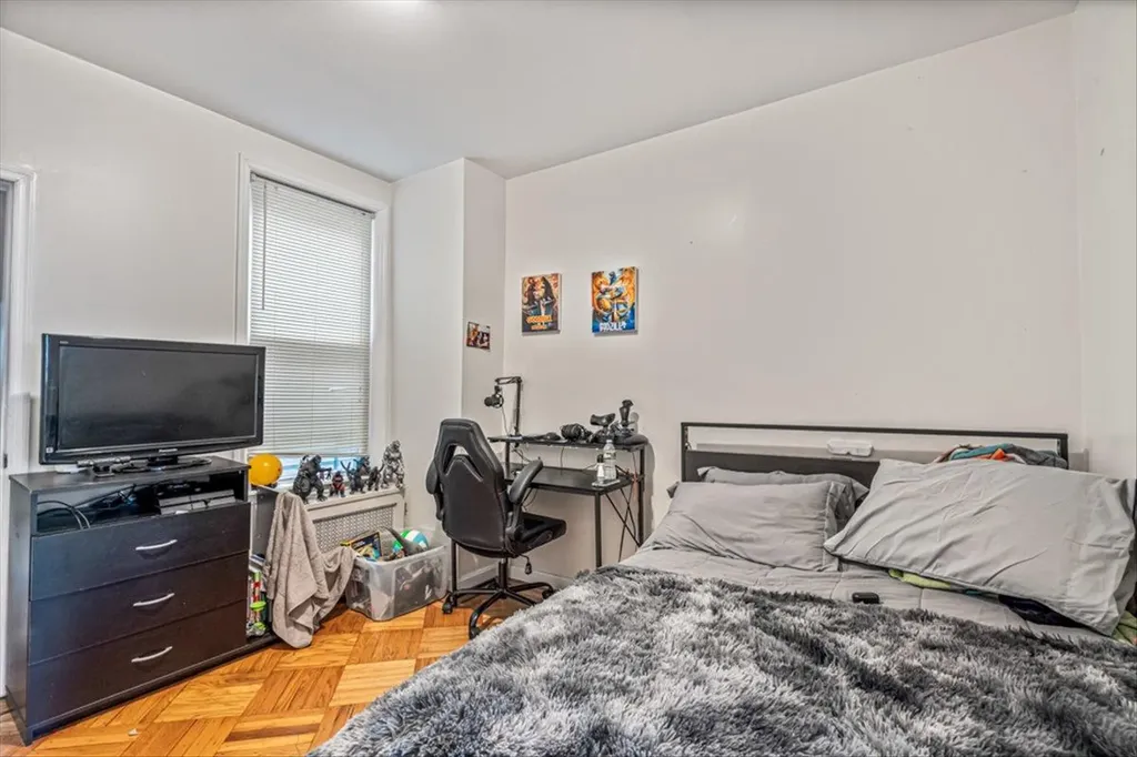 6443 Central Avenue Glendale NY 11385
