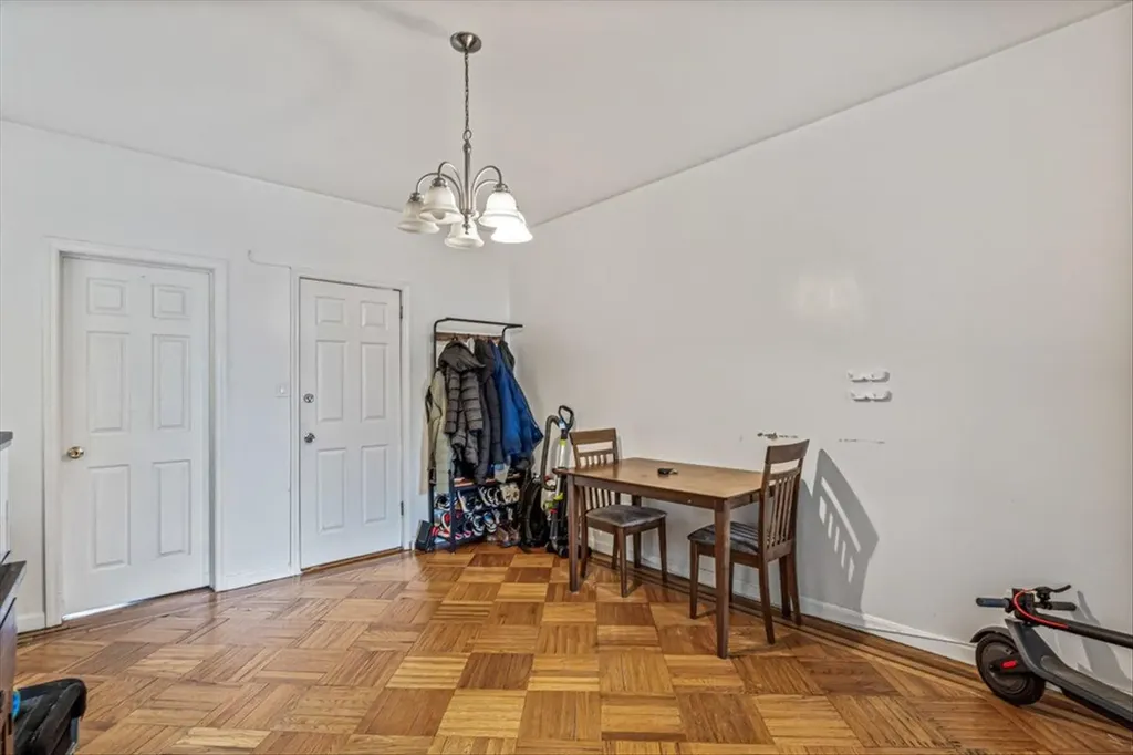 6443 Central Avenue Glendale NY 11385