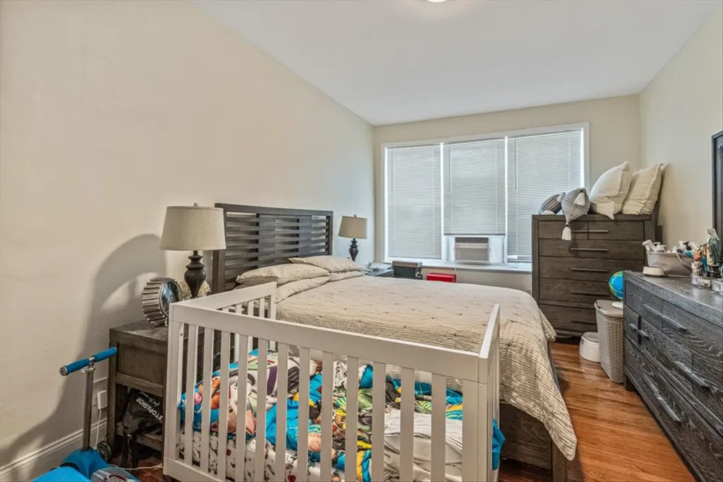 6443 Central Avenue Glendale NY 11385