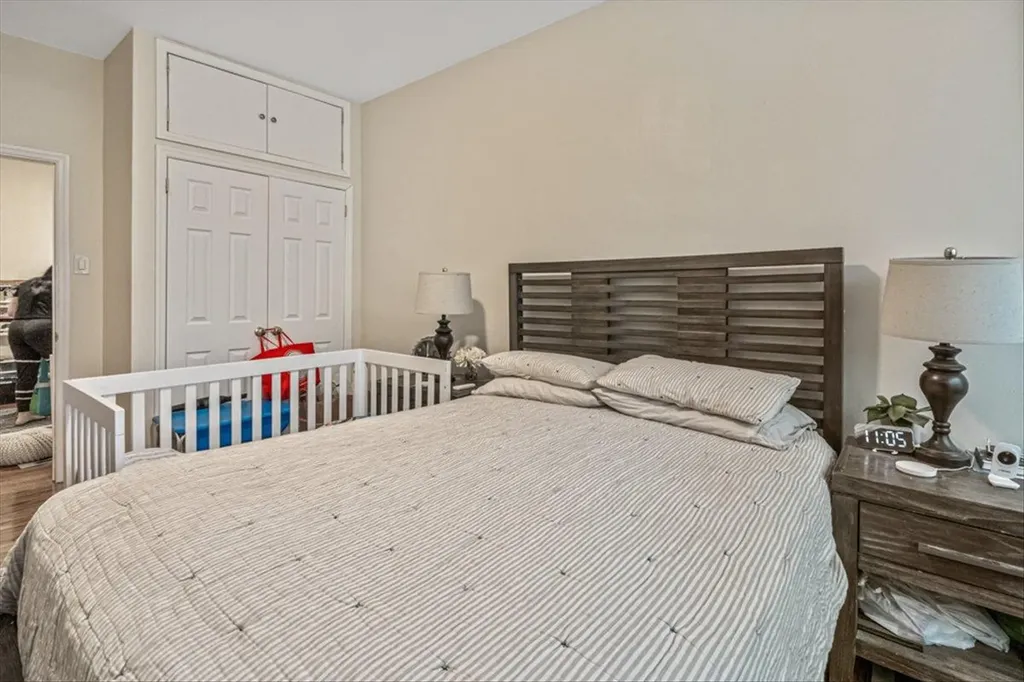 6443 Central Avenue Glendale NY 11385