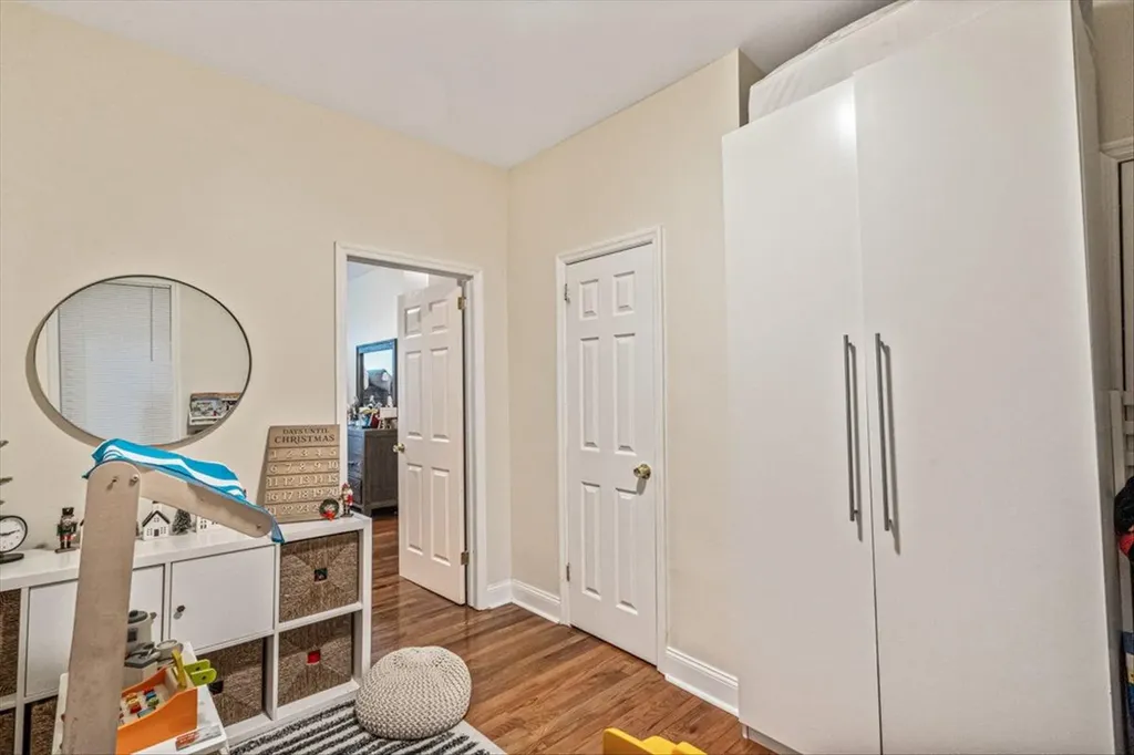 6443 Central Avenue Glendale NY 11385