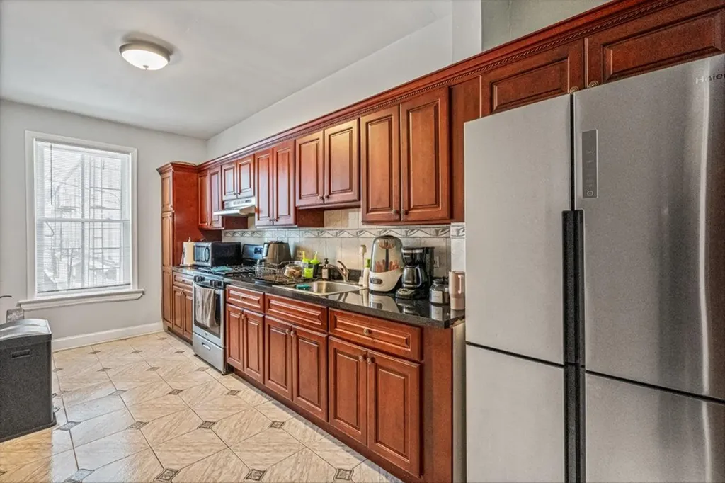 6443 Central Avenue Glendale NY 11385