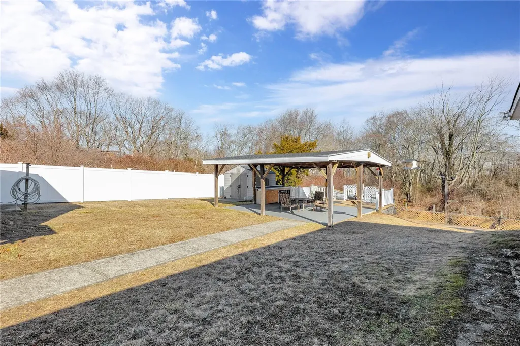 203 Wilson Boulevard Islip NY 11751