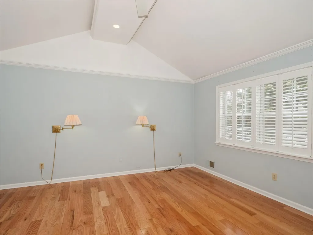 46 Muirfield Court Poughkeepsie NY 12603