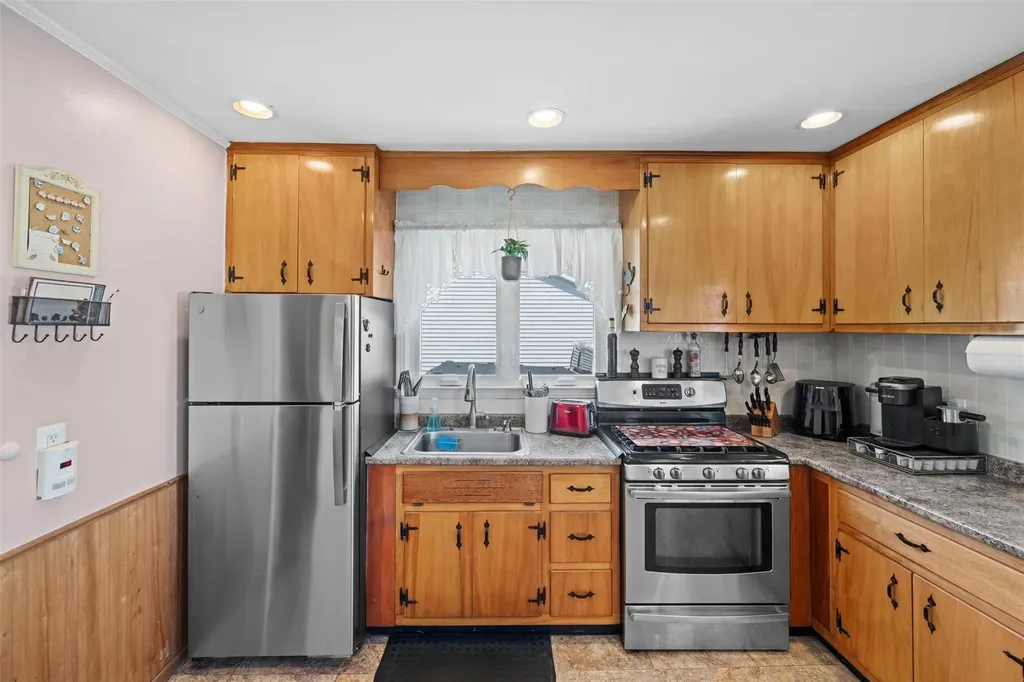 78 Lake Region Boulevard Monroe NY 10950